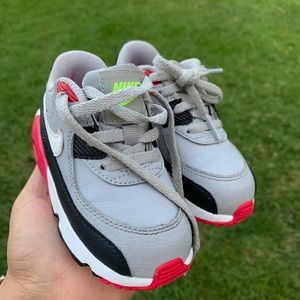 Nike Air Max 90 "Grey/Pink" Toddler Kids' Shoe